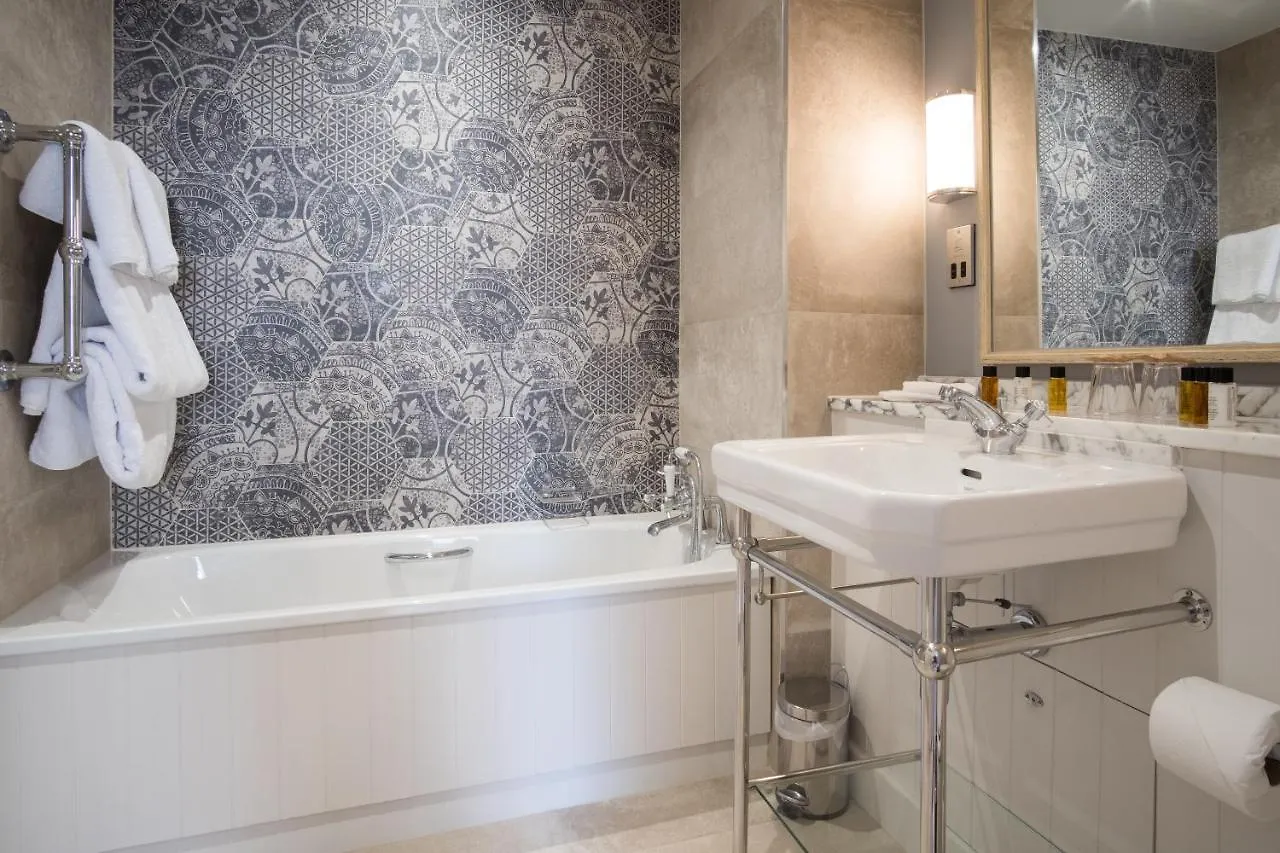 The Beverley Arms Hotel 5*,