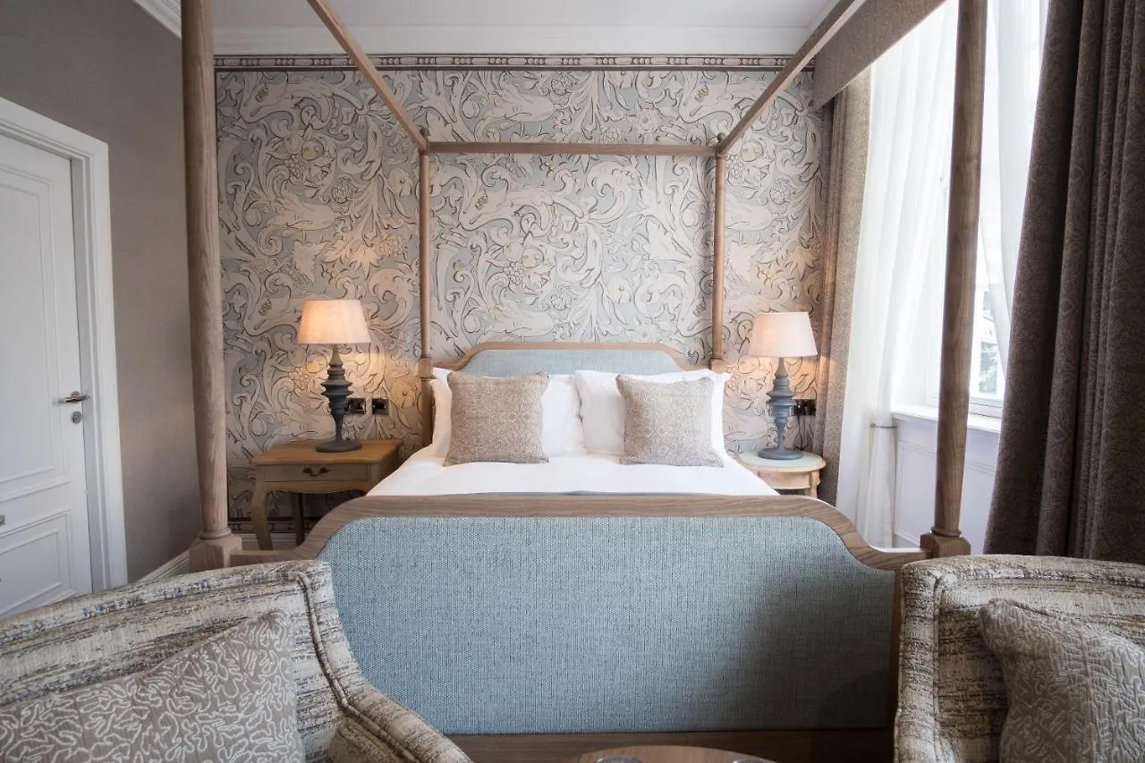 The Beverley Arms Hotel Великобритания